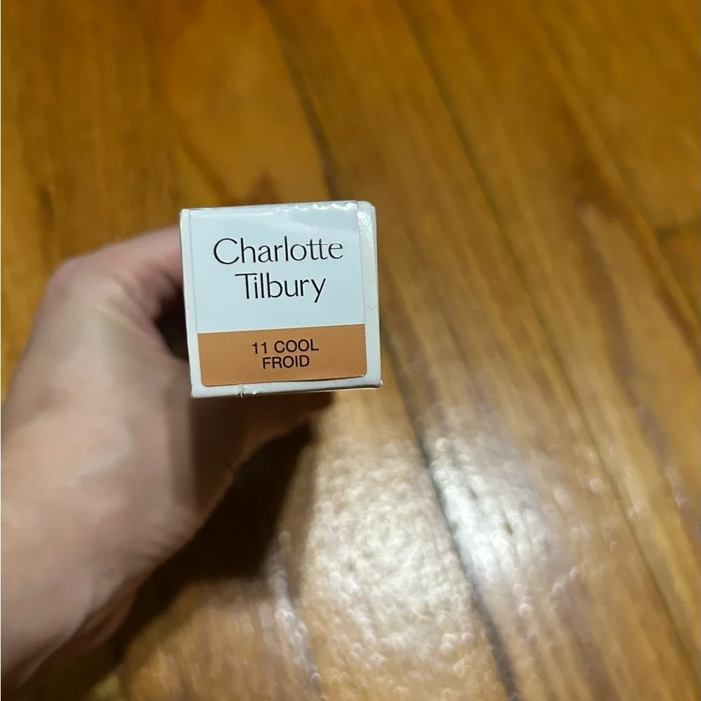 Charlotte Tilbury 11 Cool Froid Charlotte's Beautiful Skin Foundation New in Box